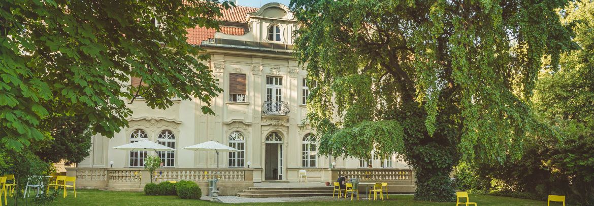 Villa of Impact Hub Prague K10 in Vinohrady
